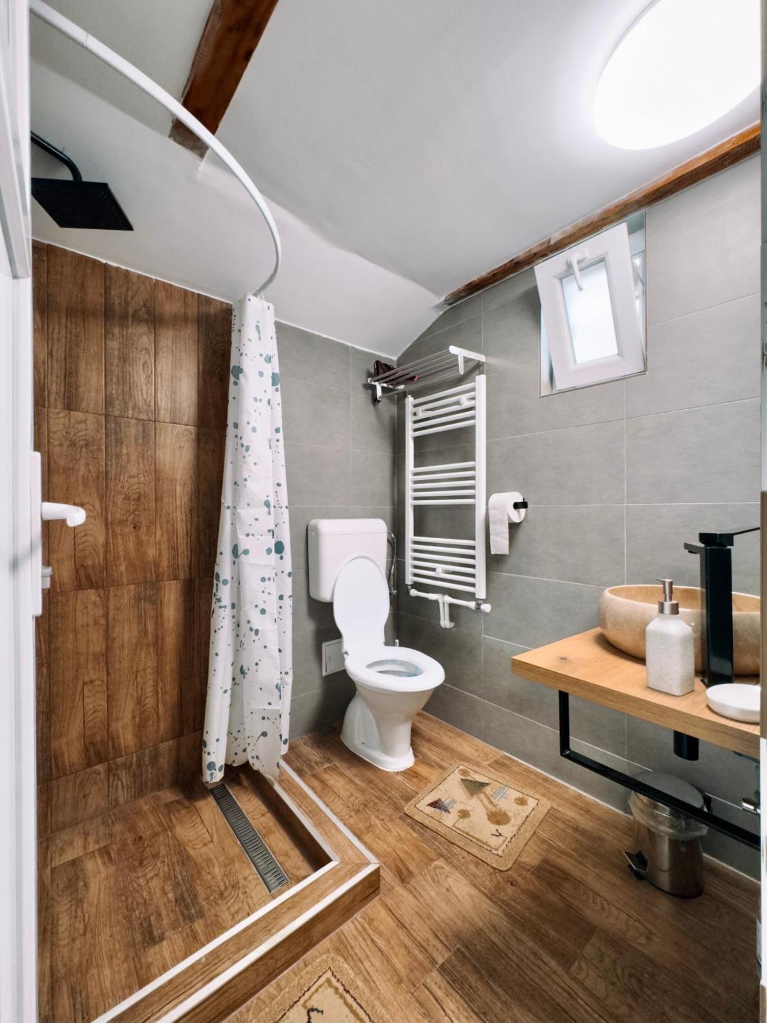 Yard Studio Rasnov Apartment Exterior photo