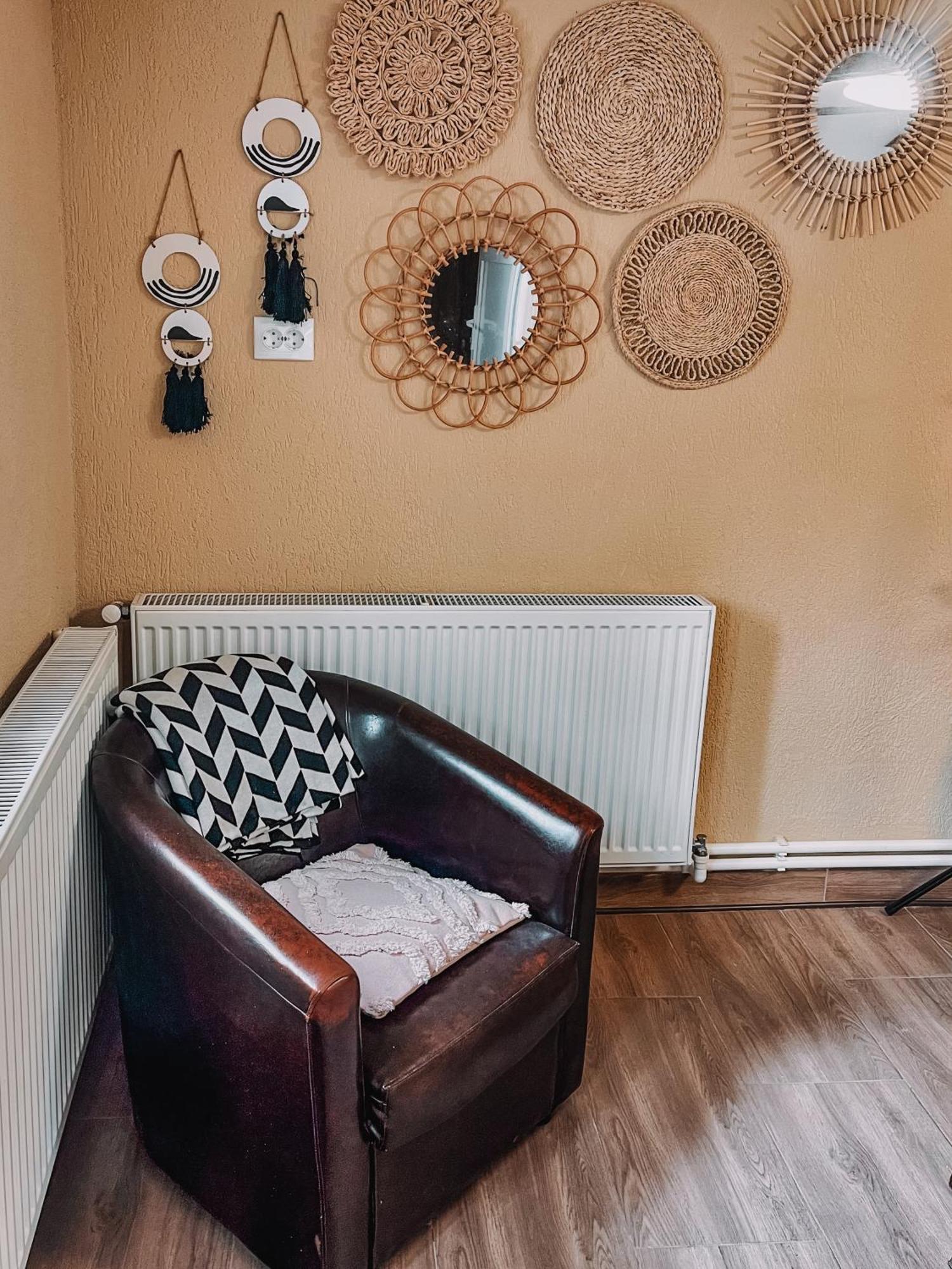 Yard Studio Rasnov Apartment Exterior photo